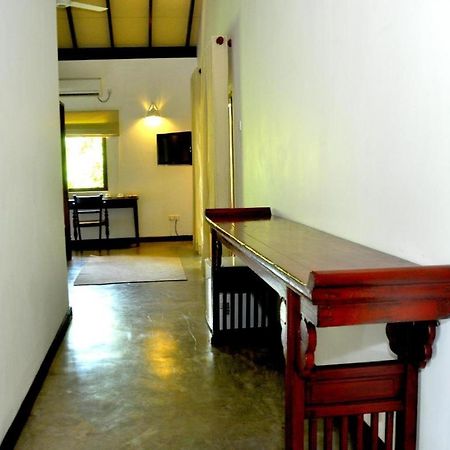 Roman Lake Ayurveda Boutique Resort Ahungalla Extérieur photo