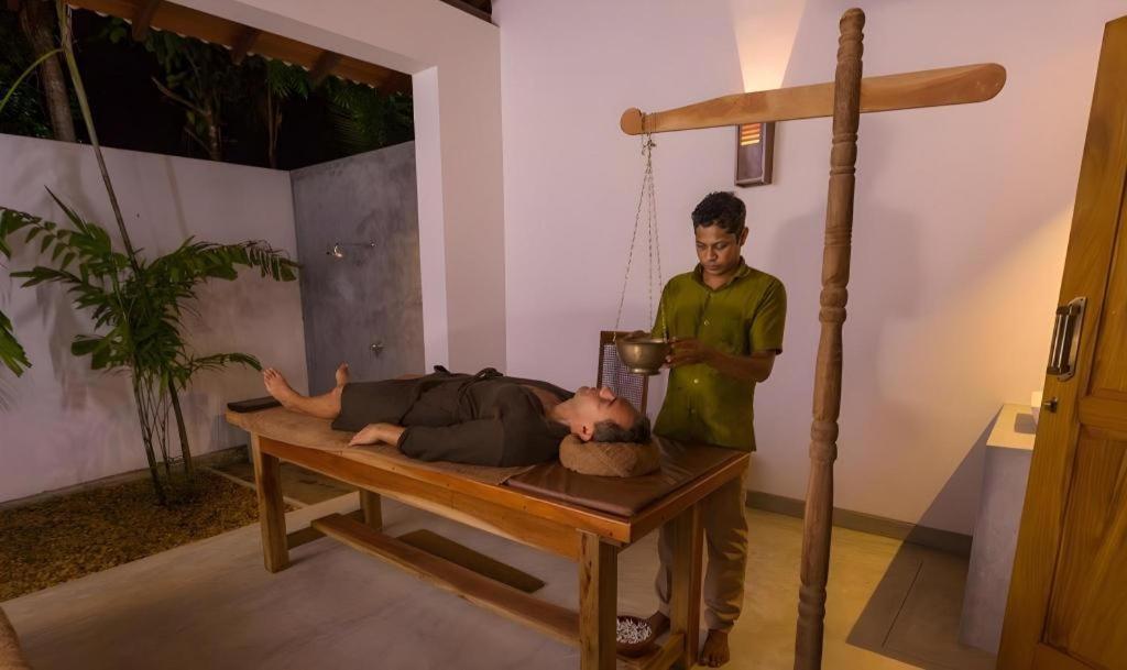 Roman Lake Ayurveda Boutique Resort Ahungalla Extérieur photo