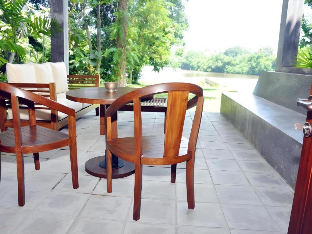 Roman Lake Ayurveda Boutique Resort Ahungalla Extérieur photo