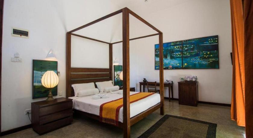 Roman Lake Ayurveda Boutique Resort Ahungalla Extérieur photo